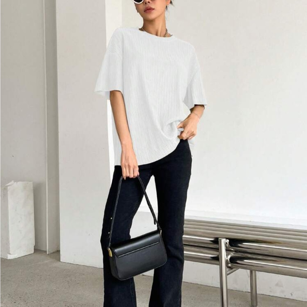 White oversized Ribbed textured tee shirt - Picture 5 of 5